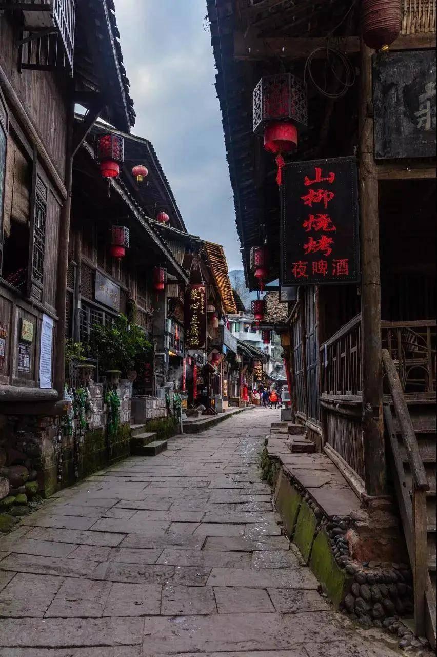 颜强:一个平庸的主教练,完全能让一支平庸的球队更加平庸